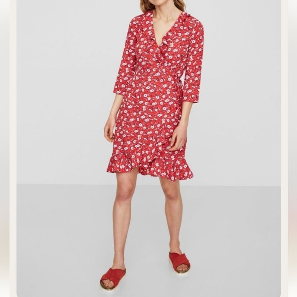 Vero Moda Floral Red True Wrap Dress
